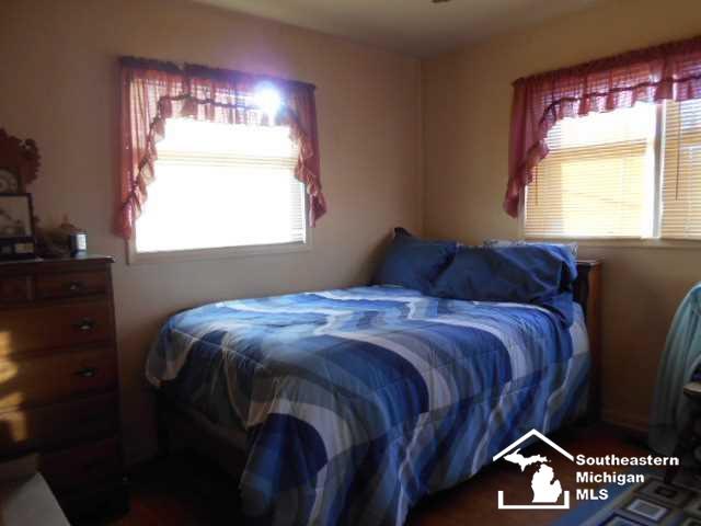 1750 Spaulding Road Monroe, MI 48162 - Photo 8 of 17 20459211-7.JPG