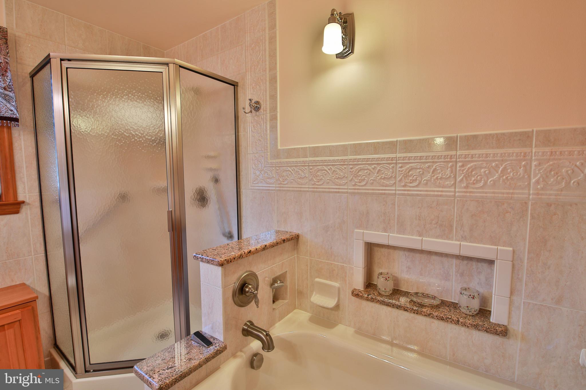 9922 Philadelphia Road Baltimore, MD 21237 - Photo 20 of 44 Separate tub and shower
