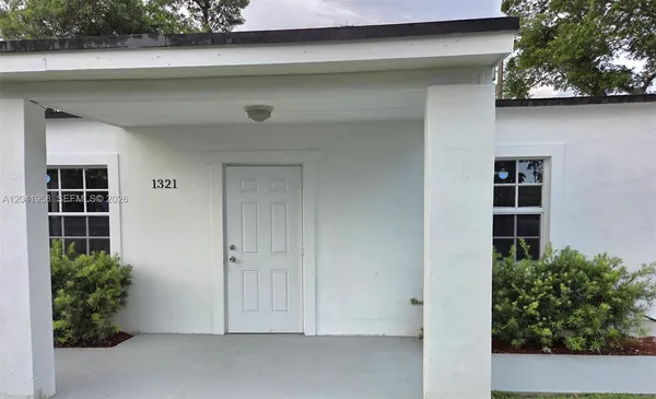 $399,999 | 1321 Northwest 82nd Street, Miami, FL 33147