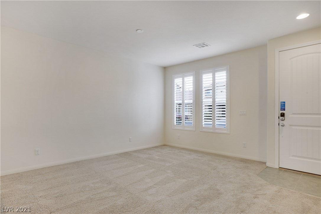 10588 Parthenon Street Las Vegas, NV 89183 - Photo 13 of 37