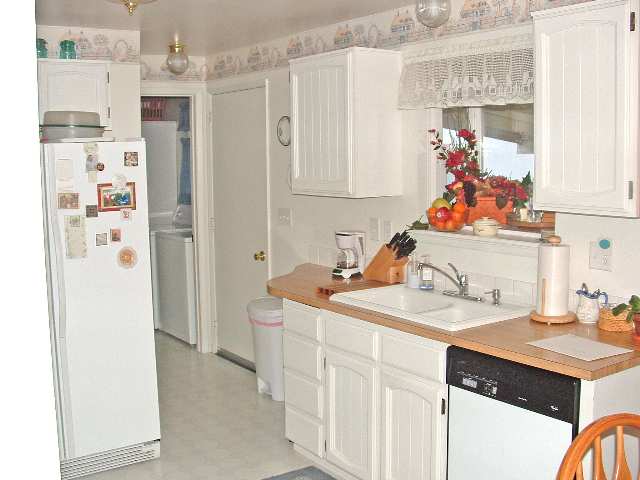 1317 North Best Road Spokane Valley, WA 99216 - Photo 4 of 9 Gallery Image 4
