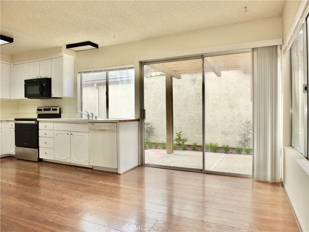 14431 Raintree Road Tustin, CA 92780 - Photo 13 of 53