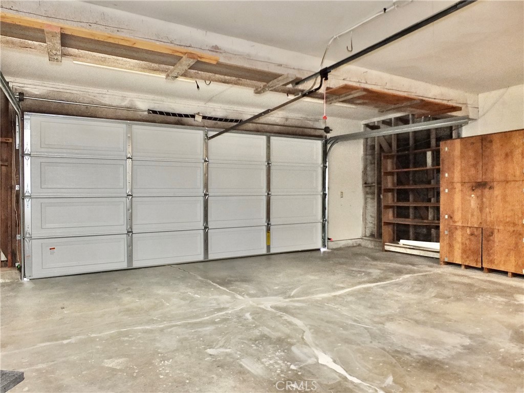 14431 Raintree Road Tustin, CA 92780 - Photo 43 of 53 a view of a room with an empty space