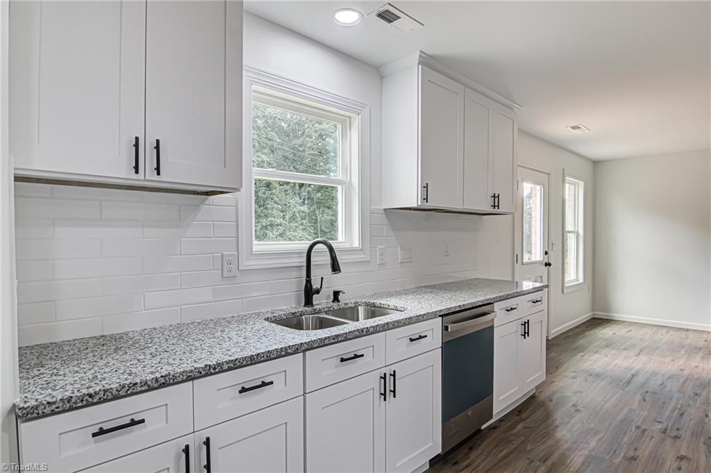 4600 Haven Crest Road Winston-Salem, NC 27106 - Photo 11 of 31