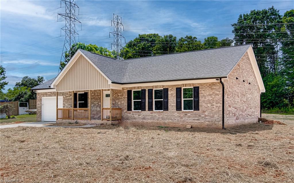 4600 Haven Crest Road Winston-Salem, NC 27106 - Photo 2 of 31