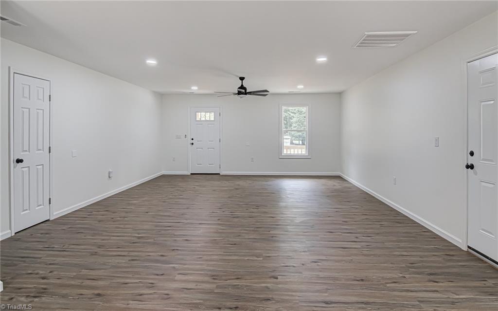 4600 Haven Crest Road Winston-Salem, NC 27106 - Photo 5 of 31