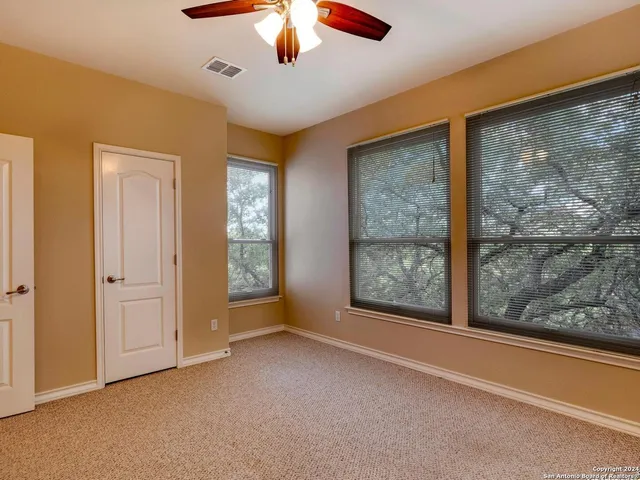 $689,000 | 18705 Lookout Mountain Trail, Helotes, TX 78023