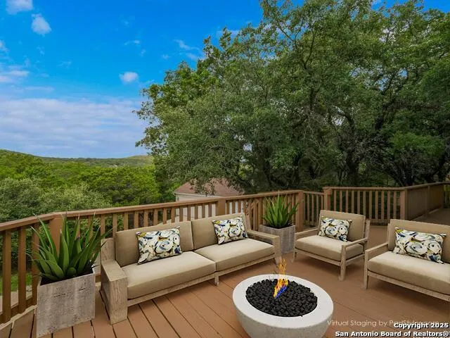 $689,000 | 18705 Lookout Mountain Trail, Helotes, TX 78023