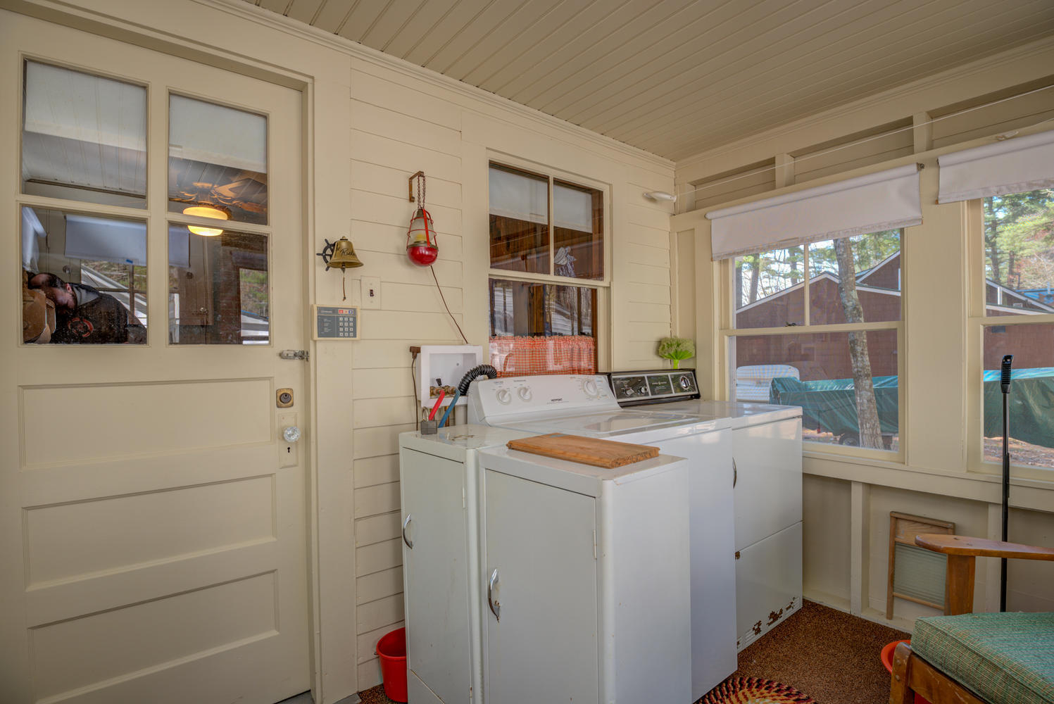 62 Shore Road Standish, ME 04084 - Photo 5 of 35 62 Shore Rd Standish ME 04084-large-006-