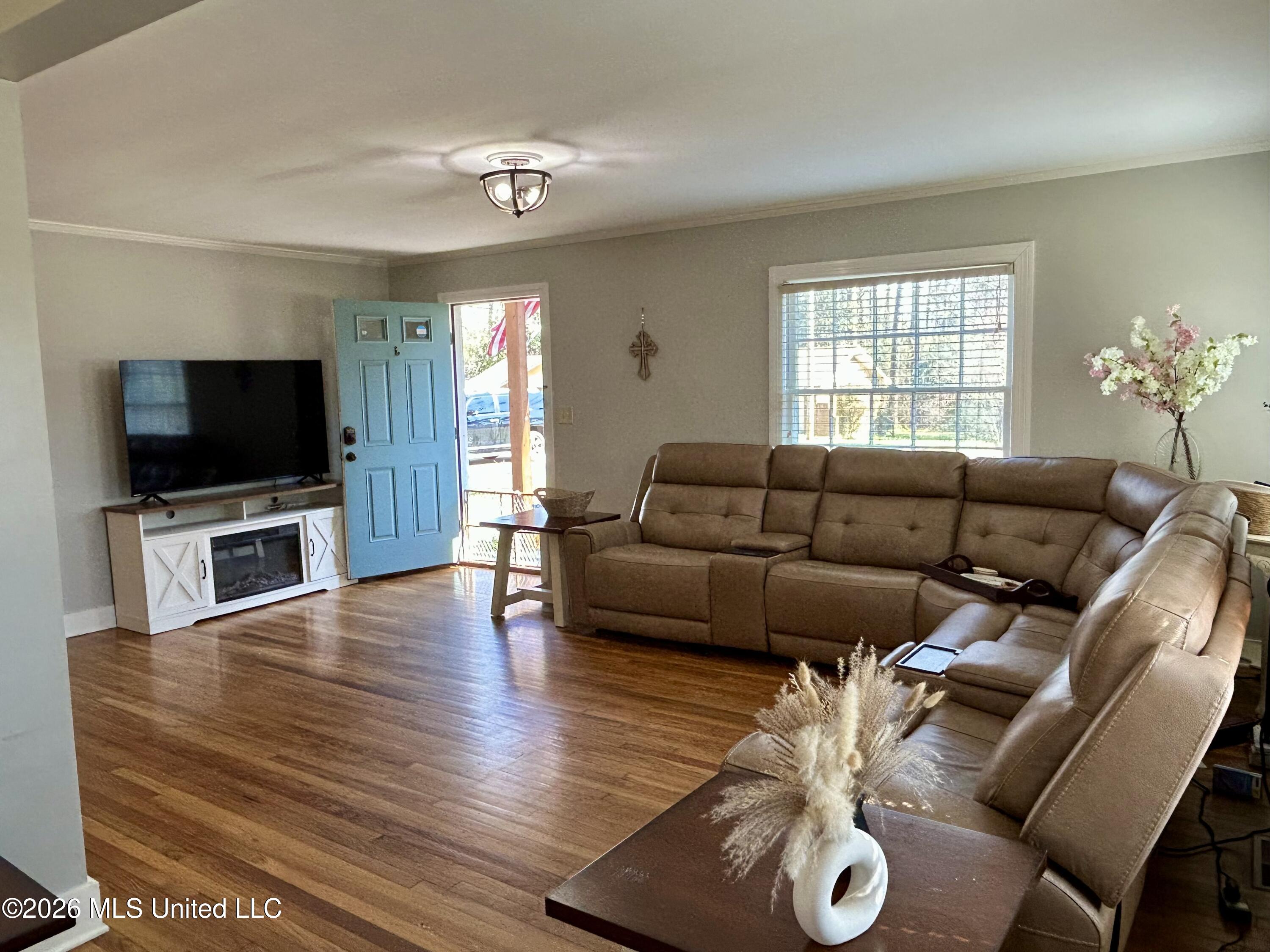 412 Hardy Lane Brookhaven, MS 39601 - Photo 3 of 20 IMG_9589