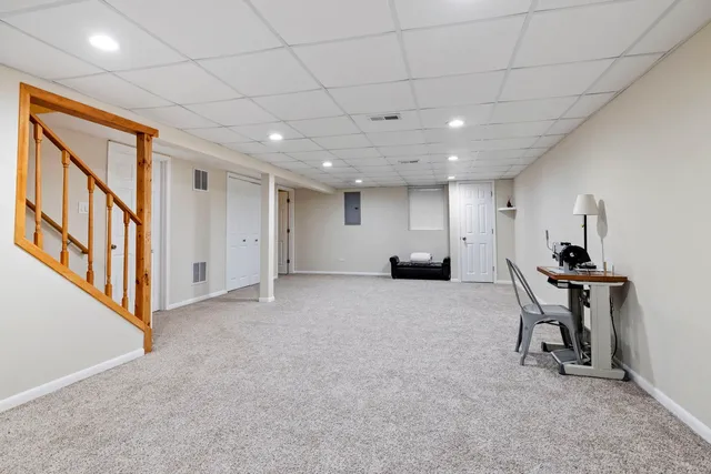a view of a livingroom with furniture
