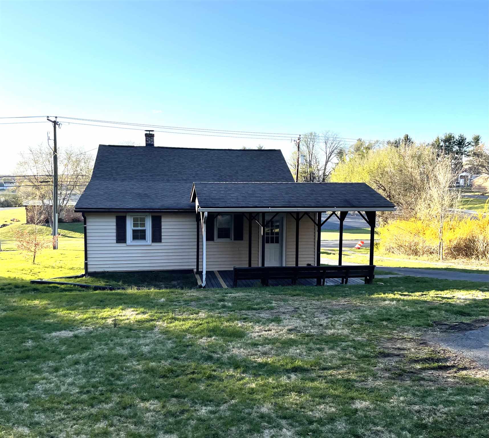 240 Bookerdale Road Waynesboro, VA 22980 - Photo 6 of 37 Gallery Image 6