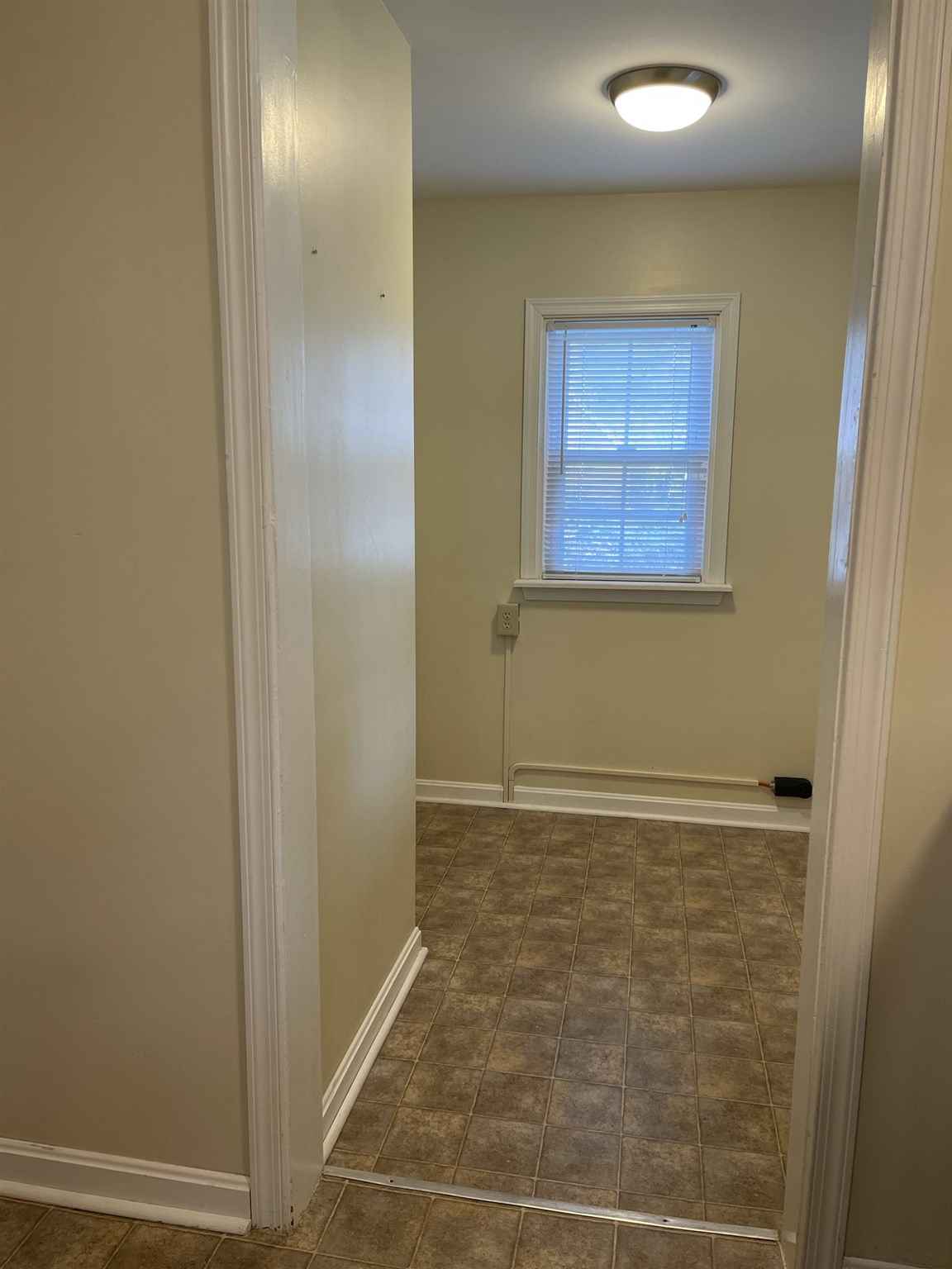 240 Bookerdale Road Waynesboro, VA 22980 - Photo 8 of 37 Gallery Image 8