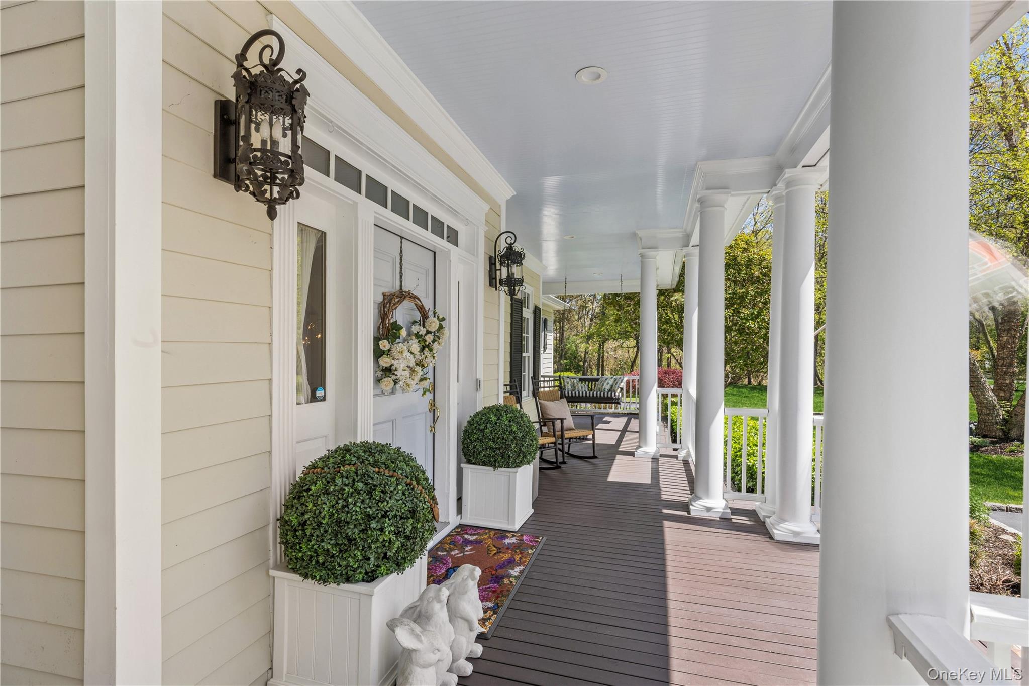 503 Cold Spring Road Laurel Hollow, NY 11791 - Photo 4 of 49