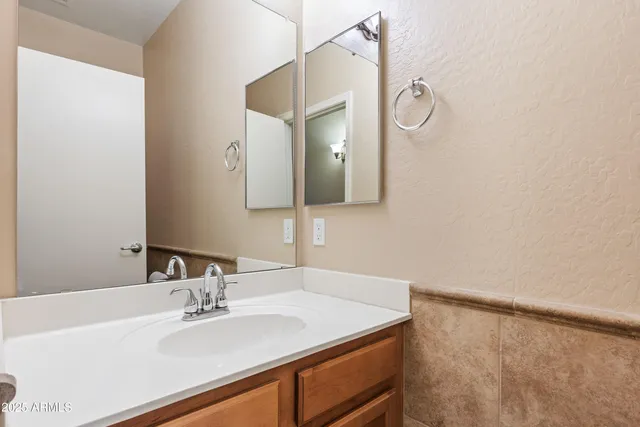 $400,000 | 18250 North 32nd Street, Unit 1015, Phoenix, AZ 85032