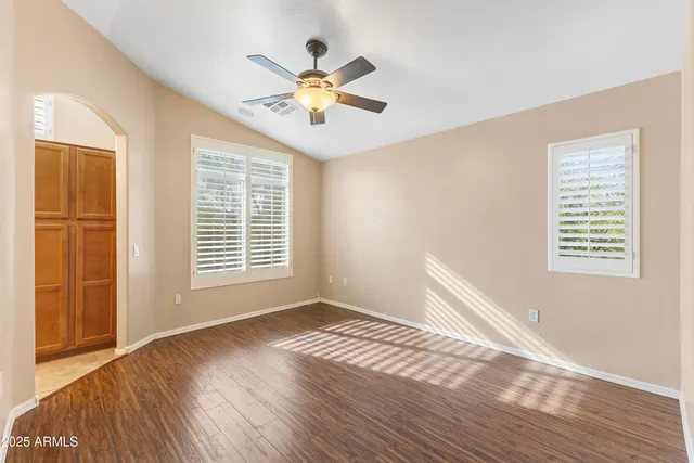 $400,000 | 18250 North 32nd Street, Unit 1015, Phoenix, AZ 85032