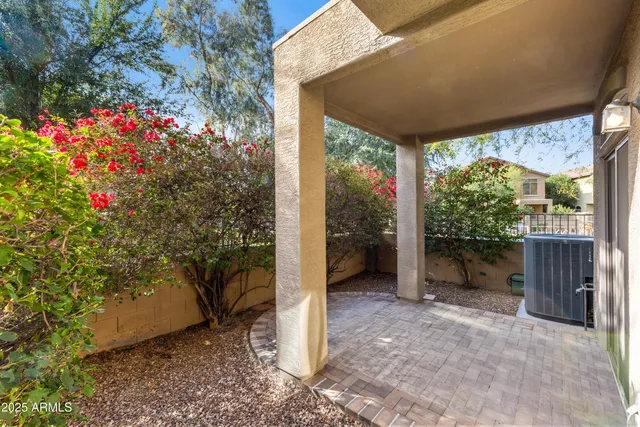 $400,000 | 18250 North 32nd Street, Unit 1015, Phoenix, AZ 85032