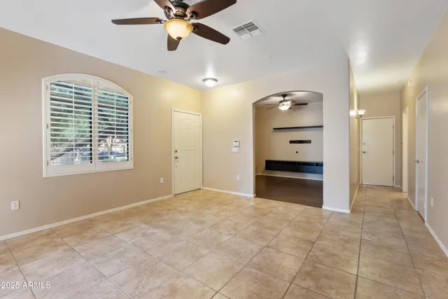 $400,000 | 18250 North 32nd Street, Unit 1015, Phoenix, AZ 85032