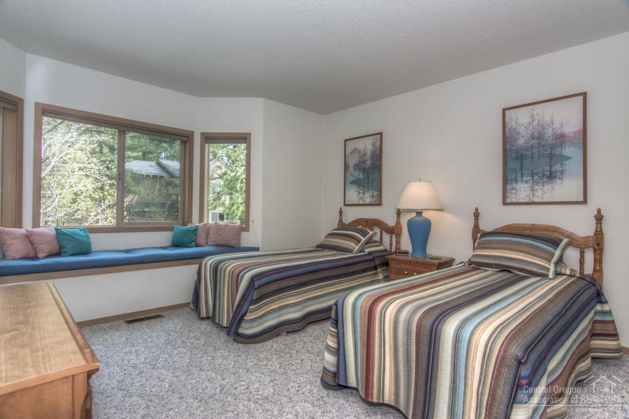 57319 Beaver Ridge Loop, Unit 2B1 Sunriver, OR 97707 - Photo 20 of 24 Additional Photo