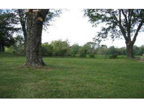1765 North Hartstrait Road Bloomington, IN 47404 - Photo 6 of 9
