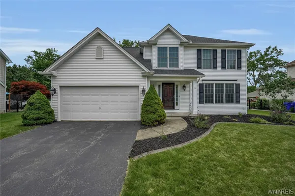 $490,000 | 43 Caldwell Drive, West Seneca, NY 14224