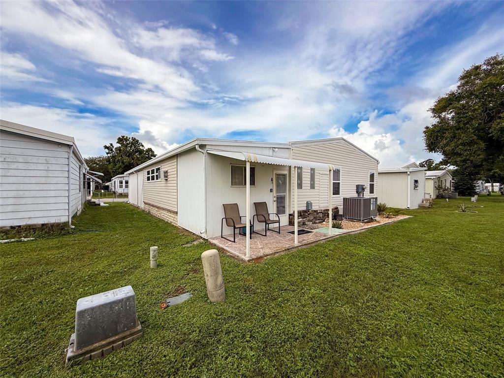 1001 Starkey Road, Unit 259 Largo, FL 33771 - Photo 26 of 30 Rear of the home