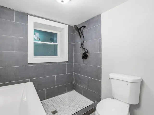 $399,990 | 8011 South Dante Avenue, Chicago, IL 60619