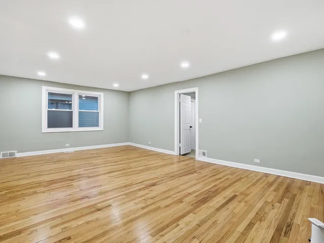 $399,990 | 8011 South Dante Avenue, Chicago, IL 60619