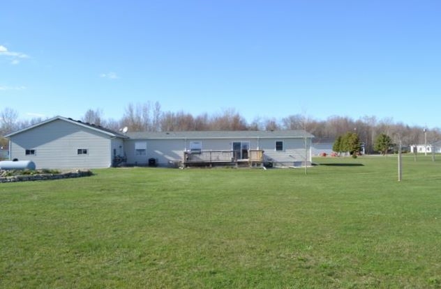 5393 West Fillmore Road Ithaca, MI 48847 - Photo 10 of 31 1826501-9.JPG