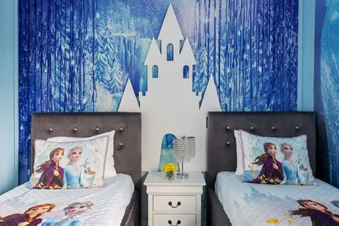 $734,900 | 8934 Coconut Breeze Drive, Kissimmee, FL 34747