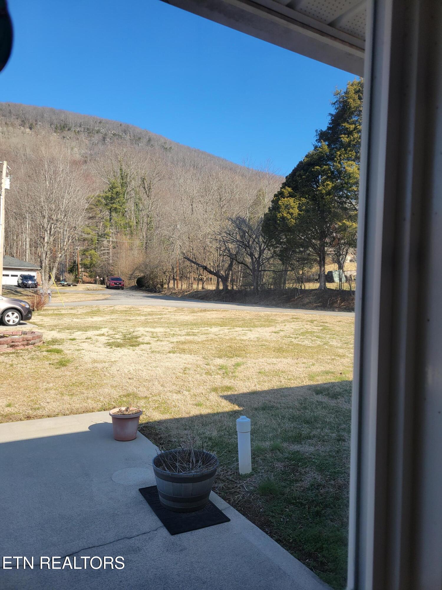 132 Ridge Crest Road Harriman, TN 37748 - Photo 13 of 34 20260206_104837