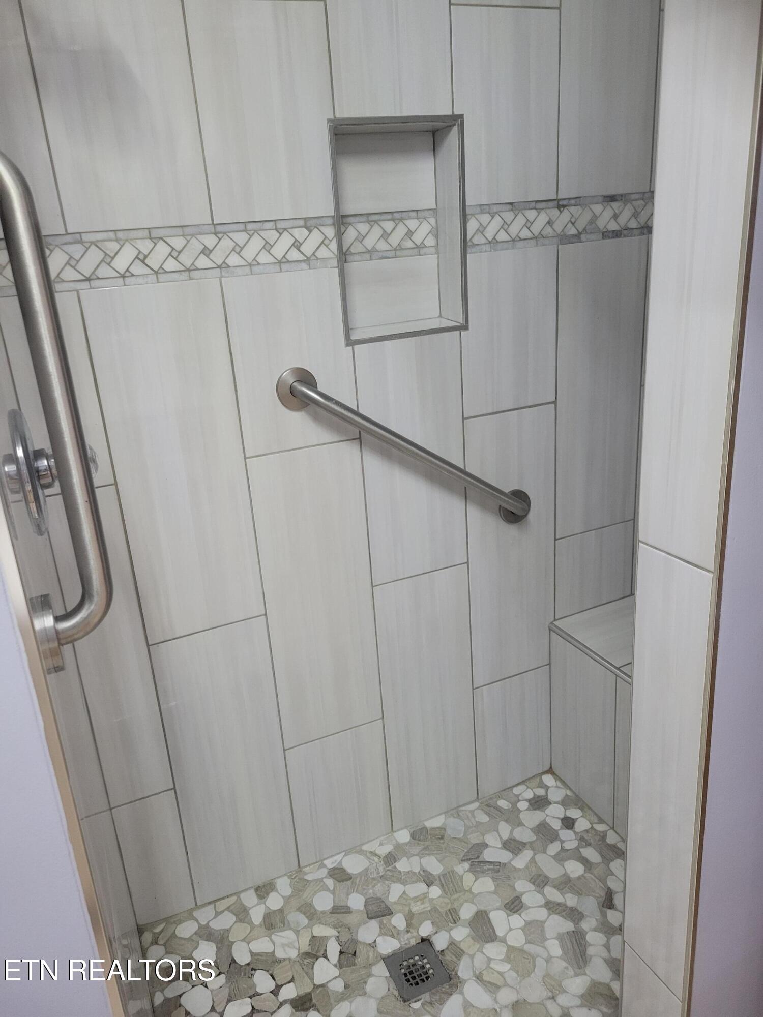 132 Ridge Crest Road Harriman, TN 37748 - Photo 31 of 34 20260206_105450