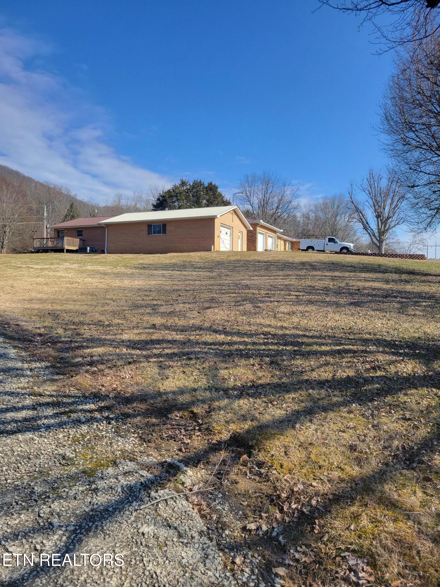 132 Ridge Crest Road Harriman, TN 37748 - Photo 5 of 34 20260206_110833