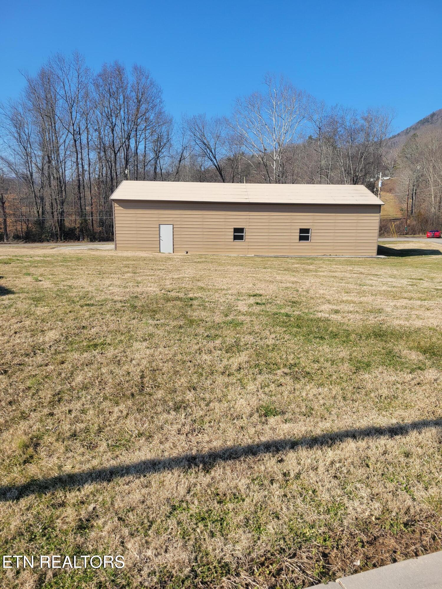 132 Ridge Crest Road Harriman, TN 37748 - Photo 9 of 34 20260206_110137