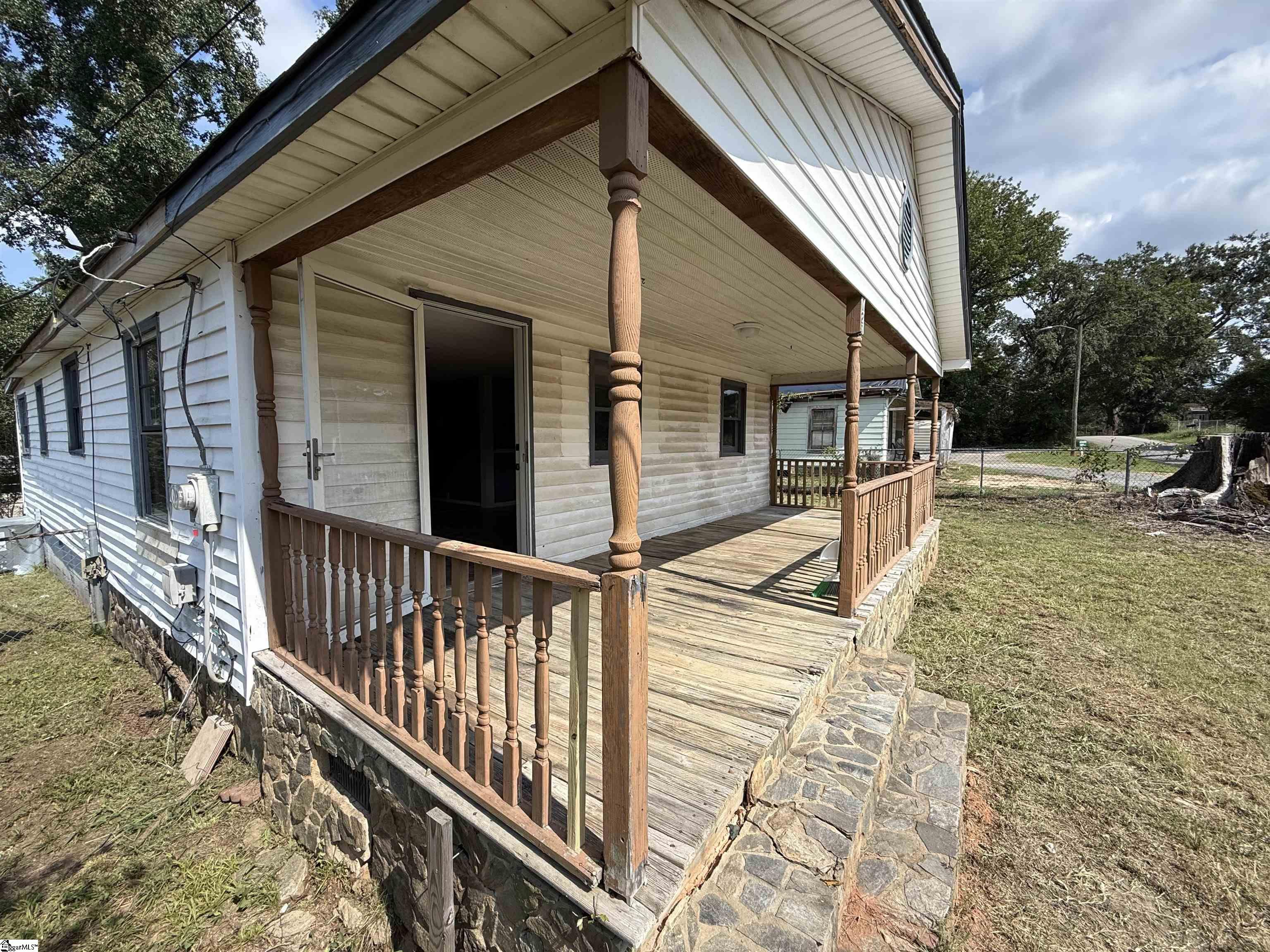 121 State Rd S-44-289 Union, SC 29379 - Photo 3 of 24 Gallery Image 3