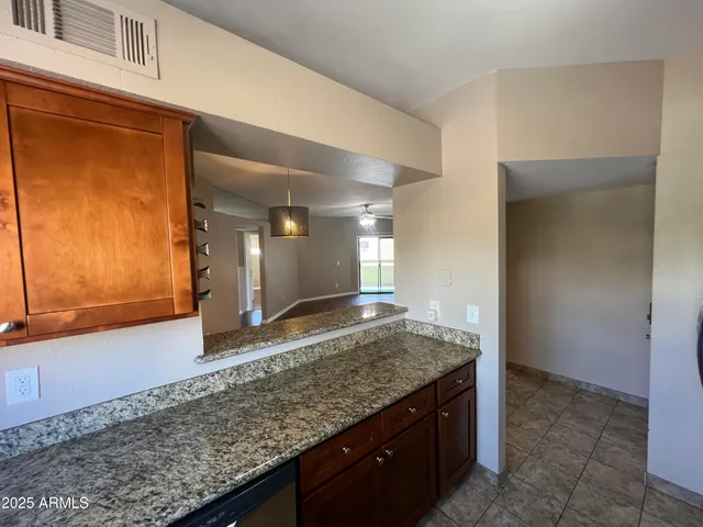 $1,650 | 1287 North Alma School Road, Unit 201, Chandler, AZ 85224