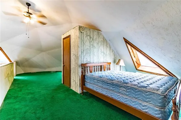 $194,900 | 10116 Billabong Drive, Clinton, MO 64735