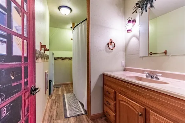 $194,900 | 10116 Billabong Drive, Clinton, MO 64735