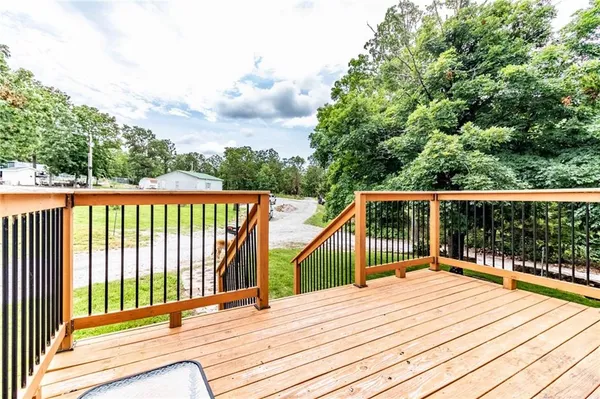 $194,900 | 10116 Billabong Drive, Clinton, MO 64735