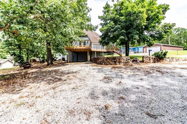 $194,900 | 10116 Billabong Drive, Clinton, MO 64735
