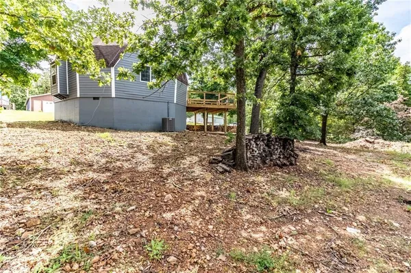 $194,900 | 10116 Billabong Drive, Clinton, MO 64735