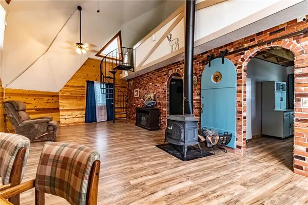 $194,900 | 10116 Billabong Drive, Clinton, MO 64735