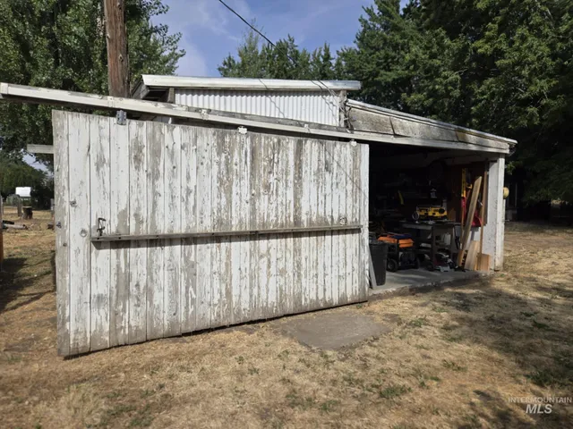 $299,950 | 319 Pataha Street, Pomeroy, WA 99347