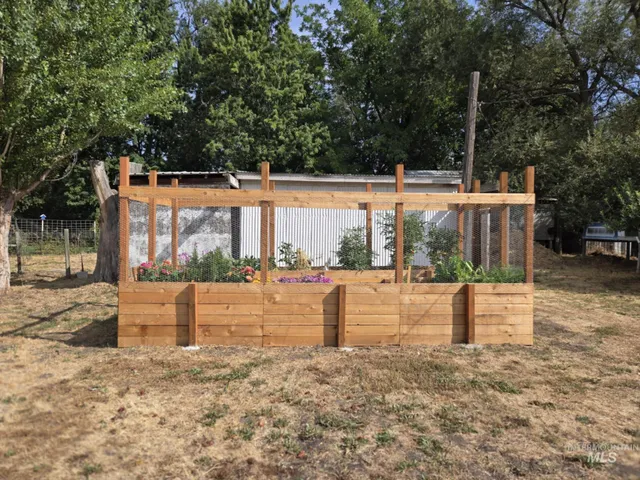 $299,950 | 319 Pataha Street, Pomeroy, WA 99347