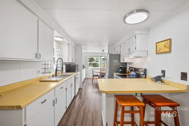 $299,950 | 319 Pataha Street, Pomeroy, WA 99347