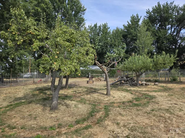 $299,950 | 319 Pataha Street, Pomeroy, WA 99347