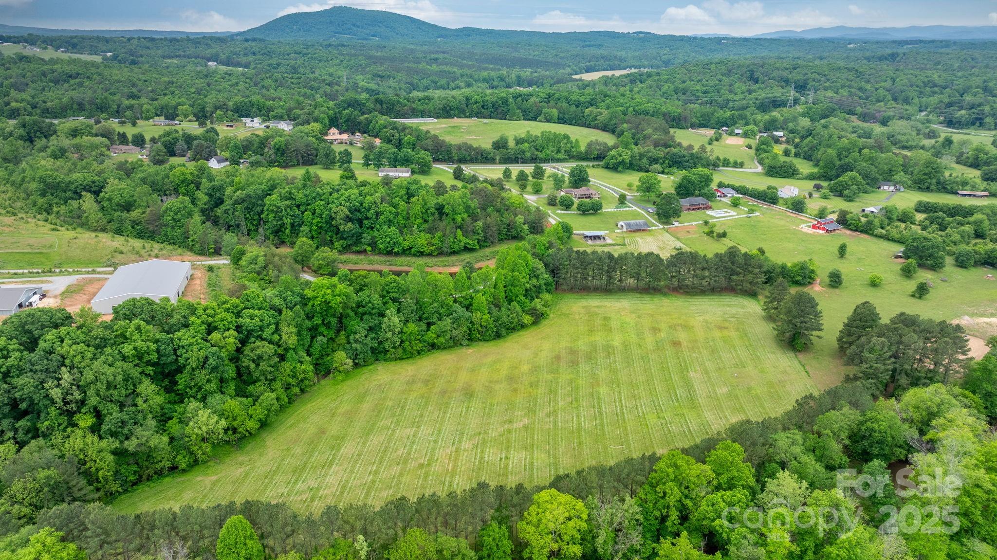 2448 Moss Farm Road Hickory, NC 28602 - Photo 11 of 47 Gallery Image 11