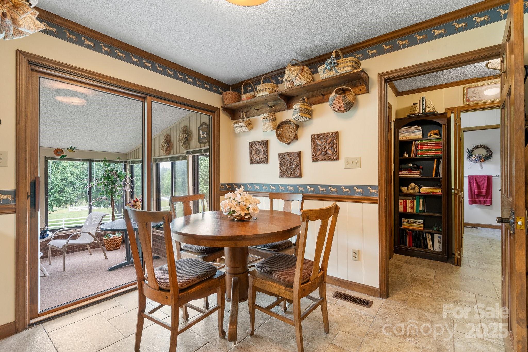 2448 Moss Farm Road Hickory, NC 28602 - Photo 22 of 47 Gallery Image 22