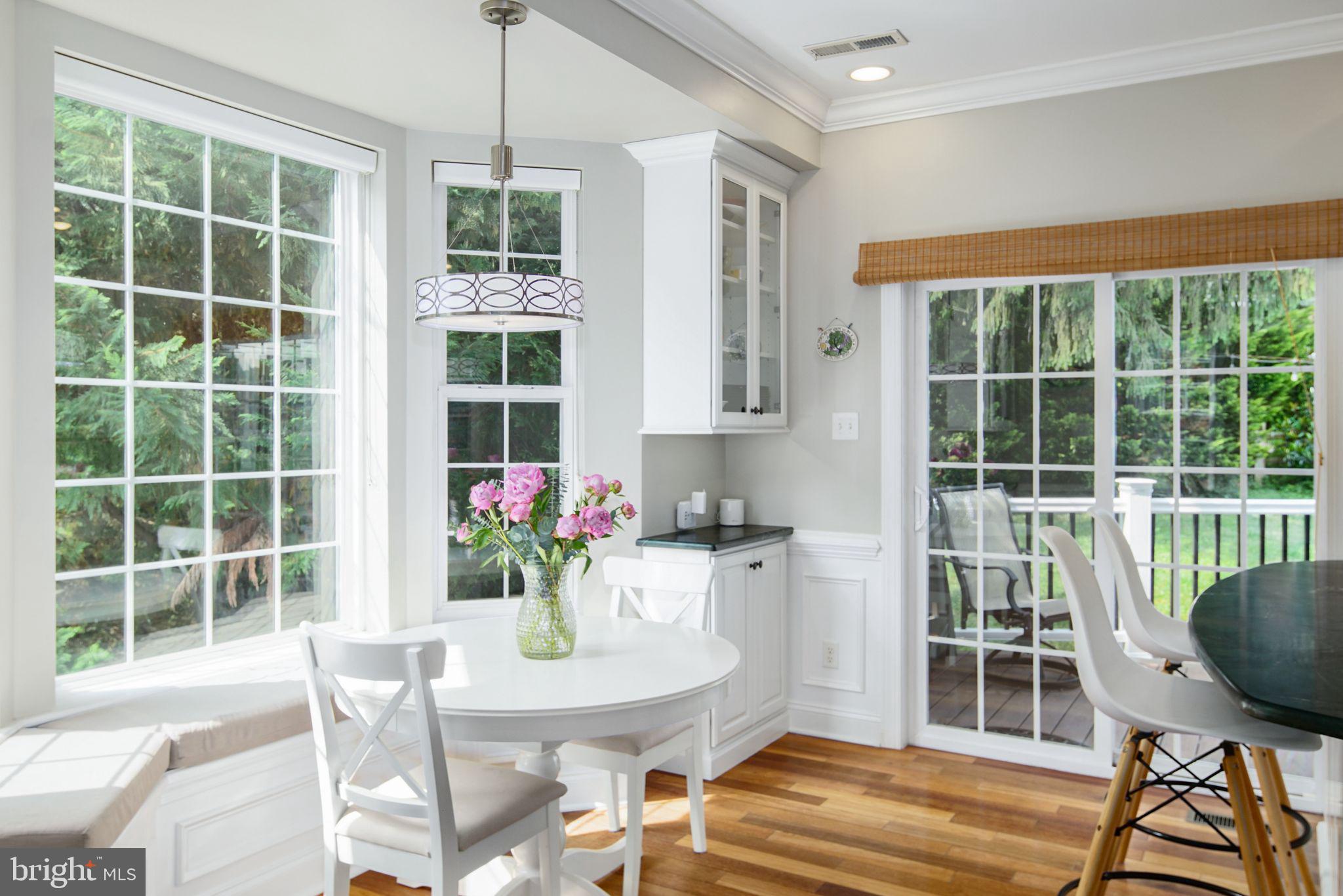 4 Valley View Road Rose Valley, PA 19063 - Photo 14 of 42 Eat In Breakfast nook with built in Bench