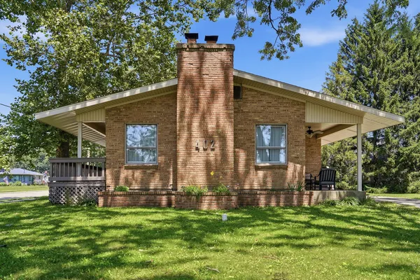 $199,900 | 402 East 19th Street, Sterling, IL 61081